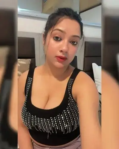 Call Girls Service Queula